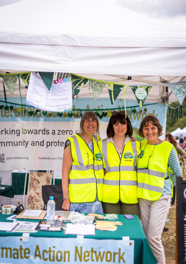 Liz, Imogen, Louise Eco Fair 2024 Tina Knowles Photography 4054